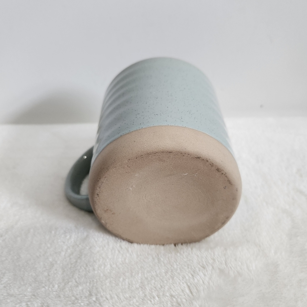 Ceramic Stoneware Glazed Speckled Duck Egg Blue Coffee Cup Mug XL 20 Oz - Picture 10 of 11